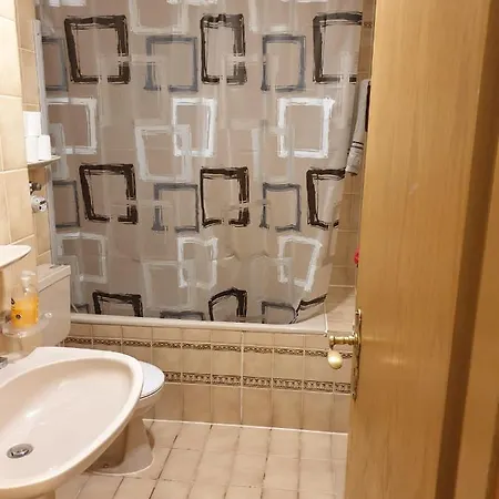 Voll Möbiliertes Ferienwohnung Neben Schön-klinik Auch Fur Monteuere Geeignet